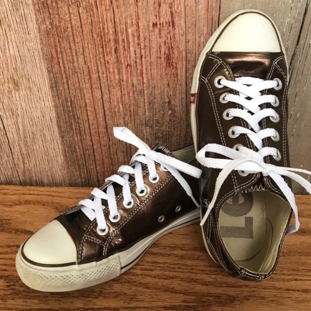 Levi’s Sneakers 8 - Picture 3 of 9